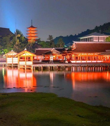 Золоте кільце + гарячі джерела на березі моря