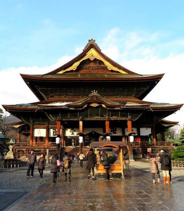 В гості до снігових мавпочок