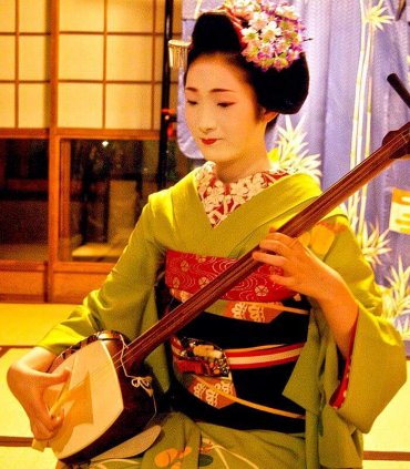 Вечеря з гейшею