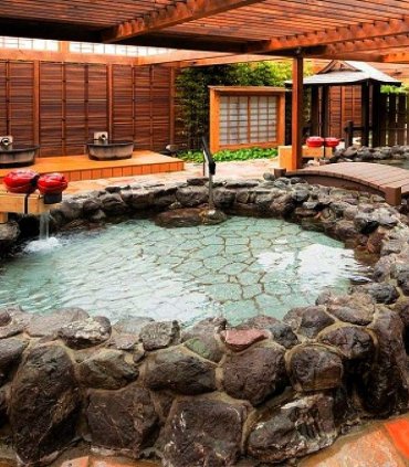 Квітуча Японія в травні