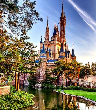 Парки розваг Disneyland & DisneySea