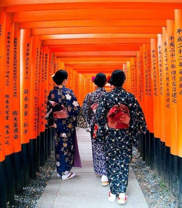 Скарби Удзі та тисячі воріт Фусімі Інарі