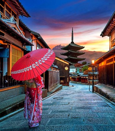 Осінні барви Японії (економ)