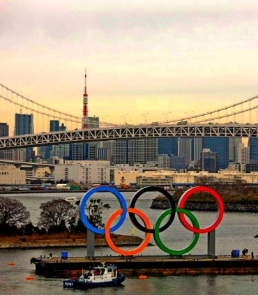 Токіо сучасний і традиційний