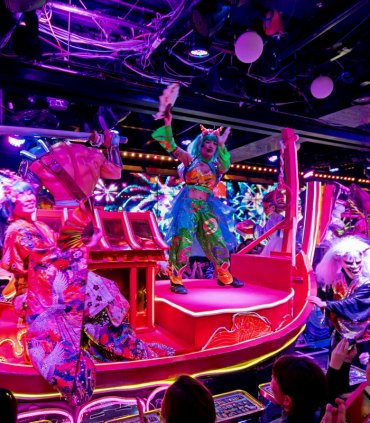 Шоу в Ресторані Роботів