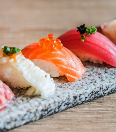 Суші ресторан Sushi Kanesaka (2 Michelin stars)