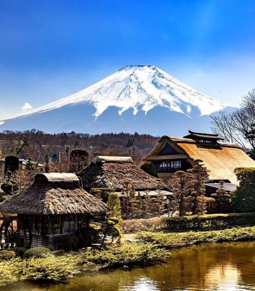 До підніжжя Фудзі