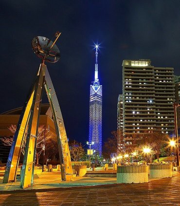 Фукуока - ворота до південної Японії