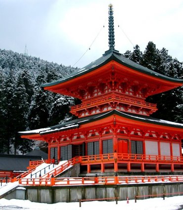 Гора Хіей і величне озеро Біва