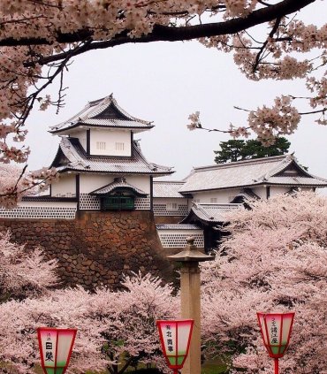 Замок Канадзава